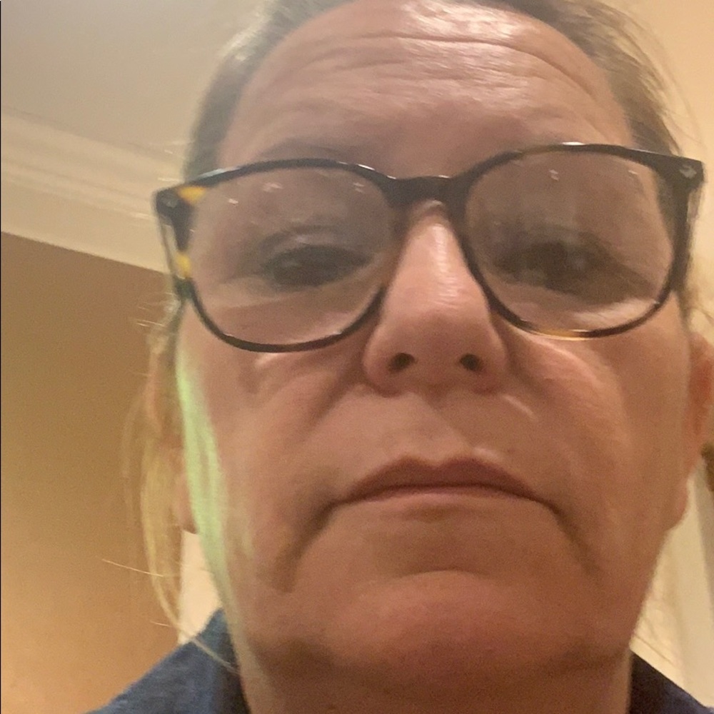 Meet your Posher, Teresa